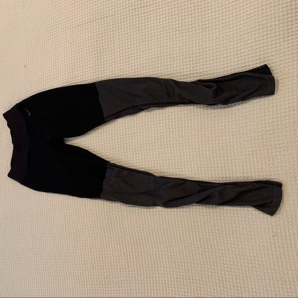 Nike Dri-Fit Legendary ribbed leggings - Picture 10 of 11